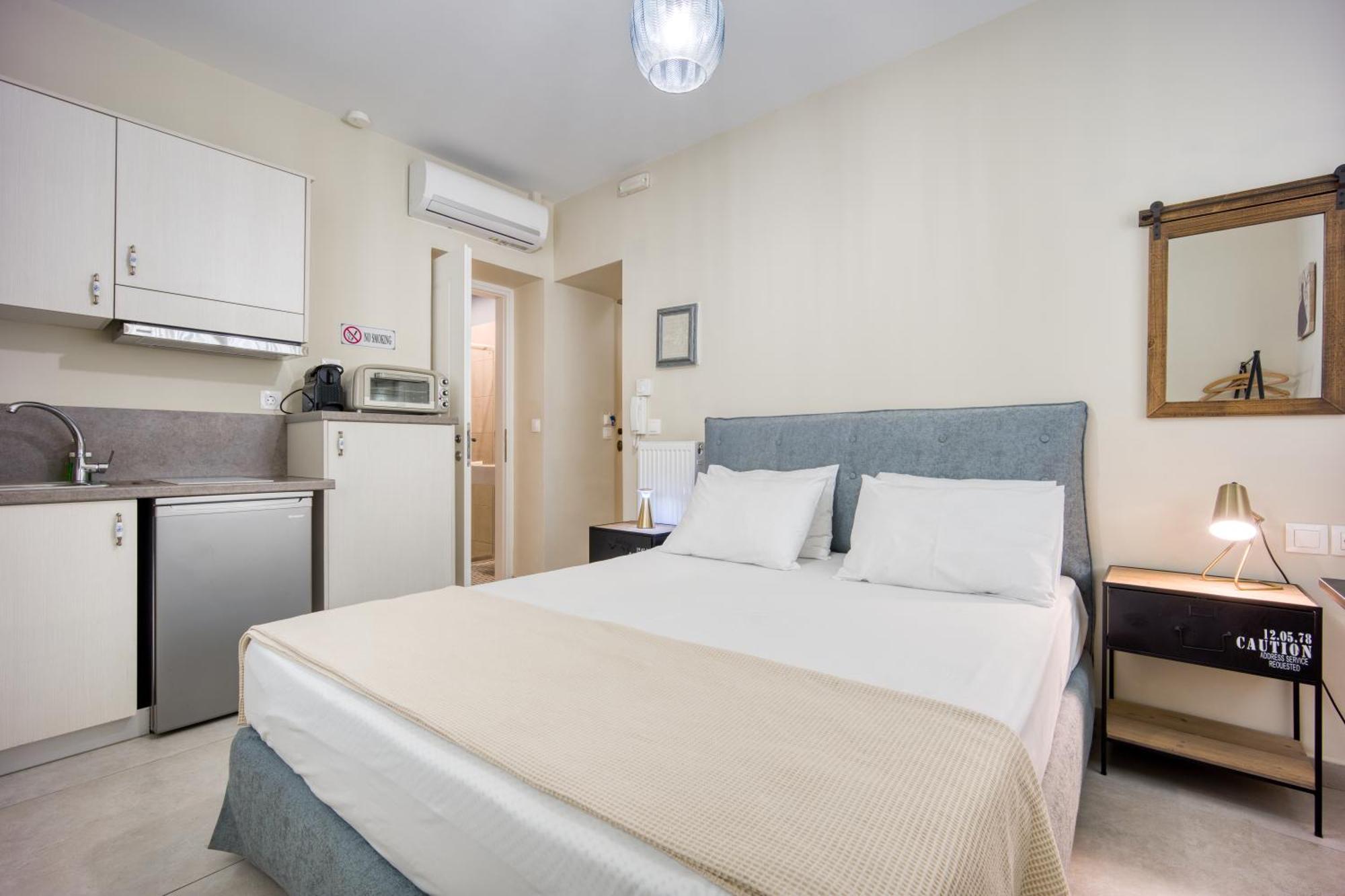 Bentzi...Boutique Apartment 1, Classic Double With Kitchenette, 2 Guests Atény Exteriér fotografie